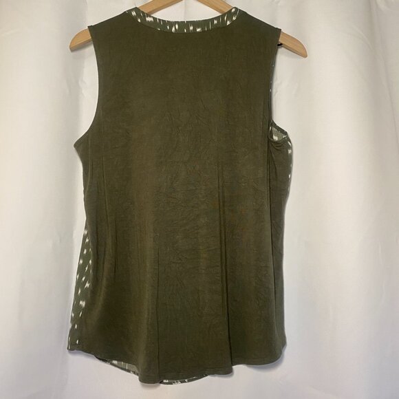 Fortune + Ivy Brielle Olive Print Womens M Blouse Tank V-Neck Mixed Material EUC - Picture 2 of 8